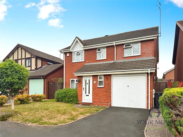 4 Bedroom Detached House To Rent In Gawne Lane, Cradley Heath, West Midlands, B64