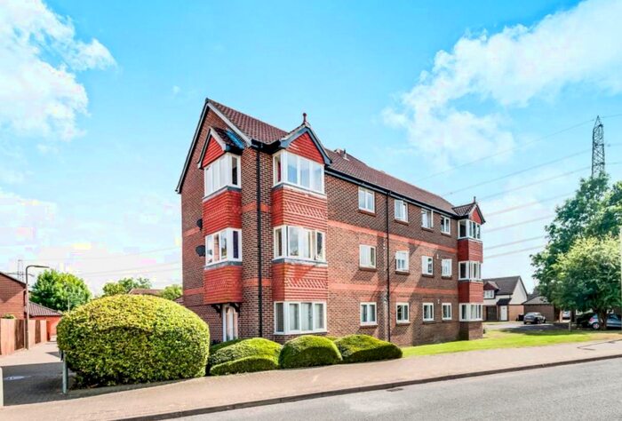 2 Bedroom Apartment To Rent In Wensum Drive, Didcot, OX11