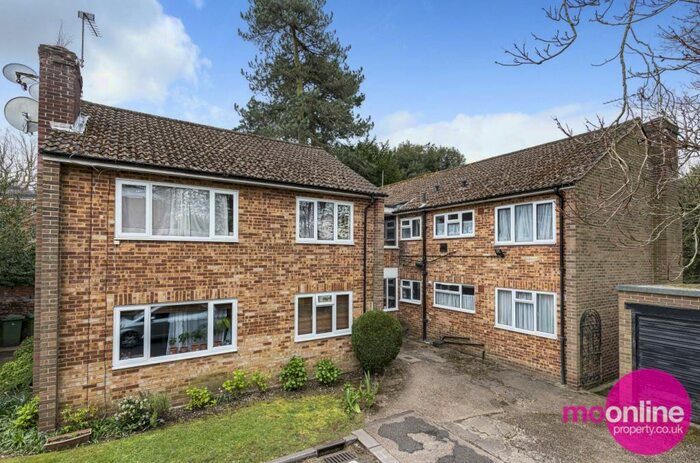 2 Bedroom Apartment To Rent In Stanmore Hill, Stanmore, HA7
