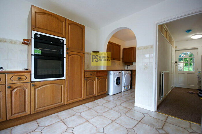 5 Bedroom Terraced House To Rent In Hobart Croft, Nechells, Birmingham, B7