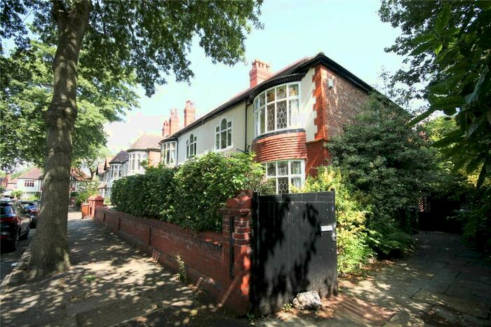 4 Bedroom Semi-Detached House To Rent In Holmwood Road, Didsbury, Manchester, M20