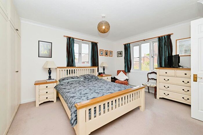 6 Bedroom Detached House For Sale In Beck Road, Saffron Walden, CB11
