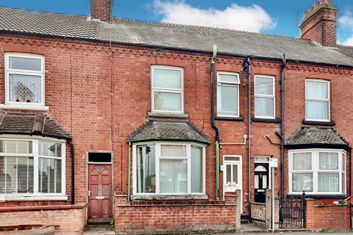 3 Bedroom Terraced House For Sale In Howard Street, Loughborough, LE11