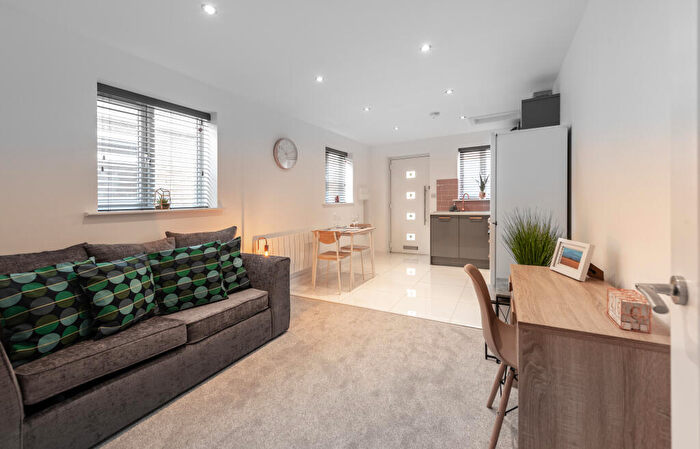 1 Bedroom Apartment To Rent In Ward Close, Peterborough, Cambridgeshire, PE1