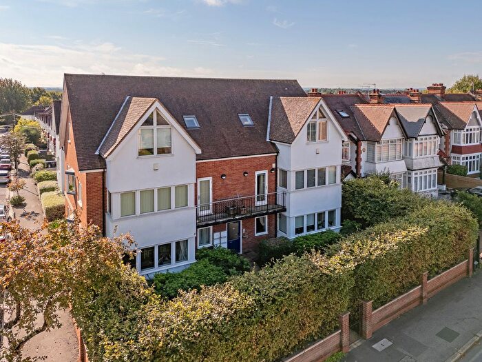 1 Bedroom Flat For Sale In Worple Road, Wimbledon, London, SW19