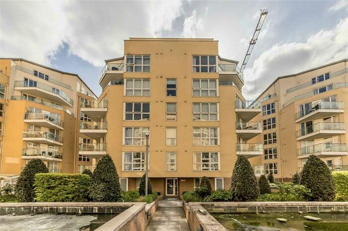 2 Bedroom Flat To Rent In Water Gardens Square, London, SE16