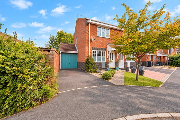 2 Bedroom Semi Detached House For Sale In Coleridge Road, Abbey Meads, Swindon, SN25