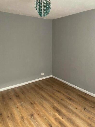 1 Bedroom Flat To Rent In Eastern Road, Romford, RM1