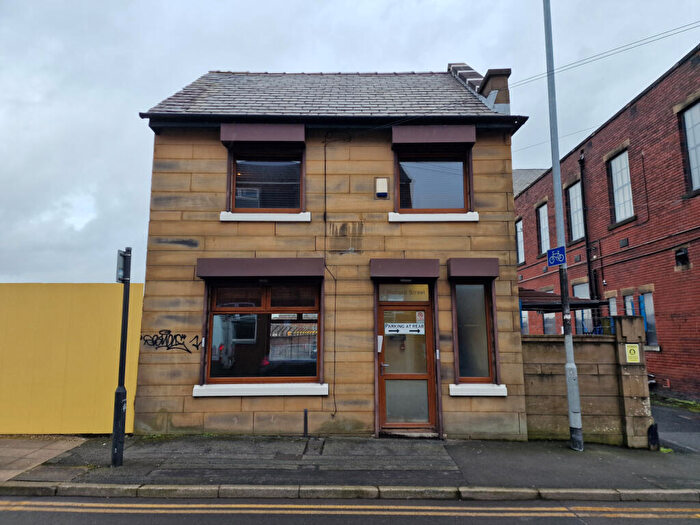 2 Bedroom Detached House To Rent In Richard Street, Rochdale, OL11