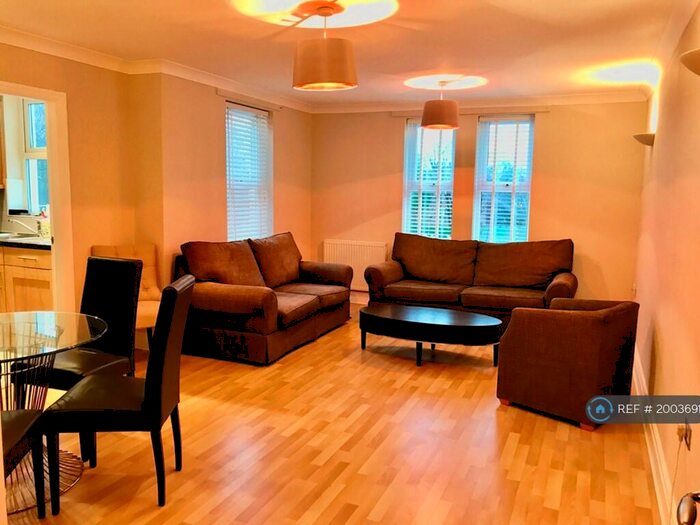 2 Bedroom Flat To Rent In Ullet Road, Liverpool, L8