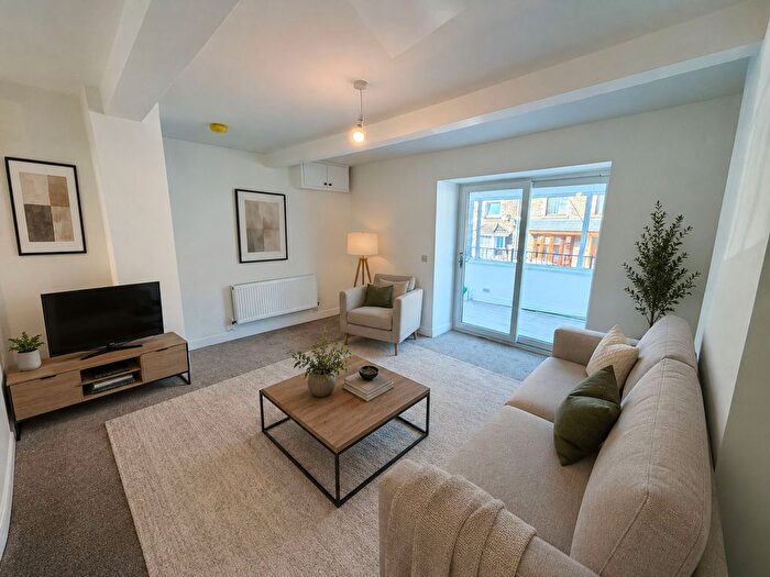 3 Bedroom Semi-Detached House To Rent In Gladstone Street, Abertillery, NP13
