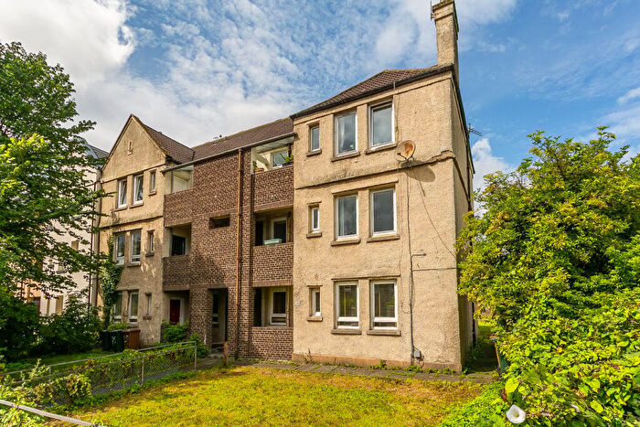 2 Bedroom Flat For Sale In Lochend Drive, Edinburgh, EH7