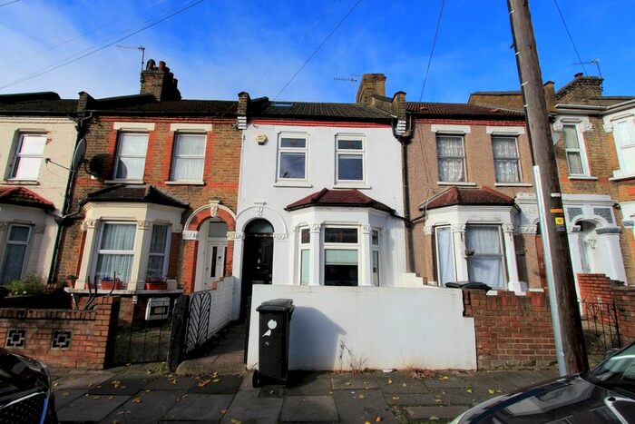 3 Bedroom Terraced House To Rent In Warwick Road, London, N18