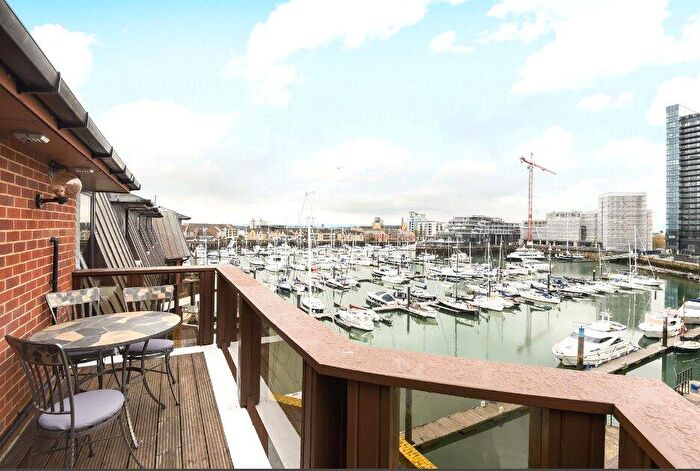 3 Bedroom Apartment For Sale In Channel Way, Ocean Village, Southampton, SO14