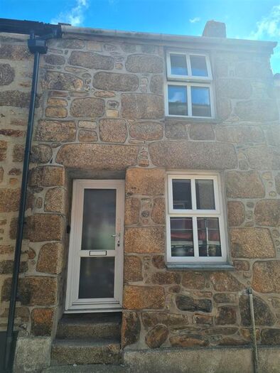 2 Bedroom Terraced House To Rent In Queen Street, Penzance, TR18
