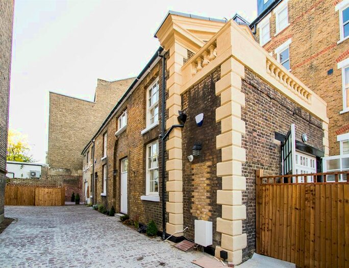 2 Bedroom Terraced House To Rent In Friars Stile Road, Richmond, TW10