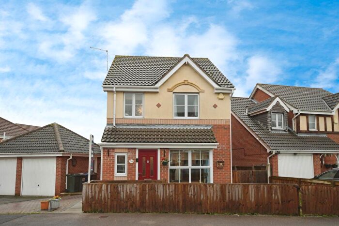 3 Bedroom Detached House For Sale In Manor Fields, Great Houghton, Barnsley, S72