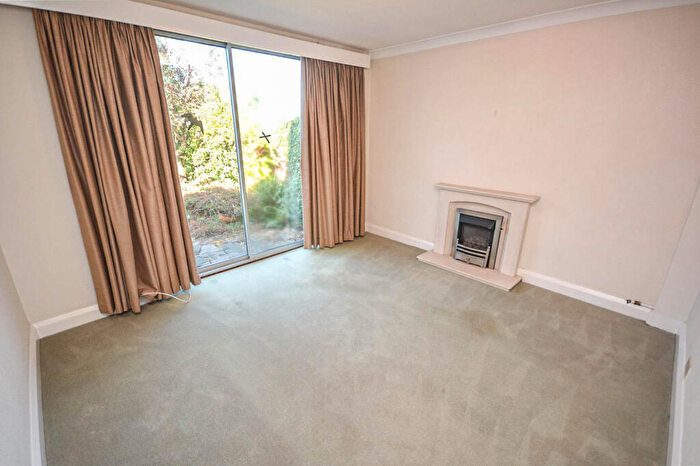 3 Bedroom Detached House For Sale In Winchelsea Drive, CM2