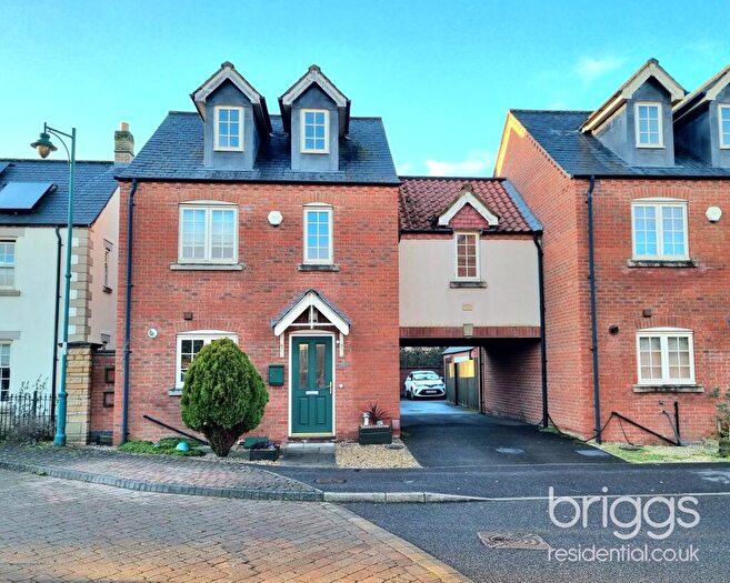 4 Bedroom Semi Detached House For Sale In King Henry Chase, Bretton, Peterborough, PE3