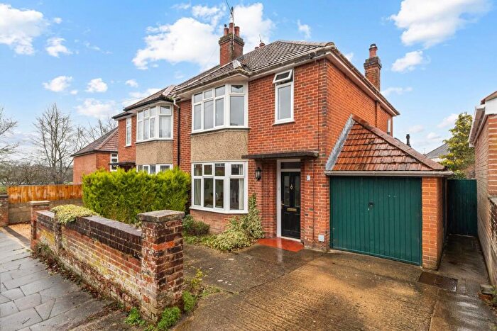 3 Bedroom House For Sale In St. Clair Road, Salisbury, SP2