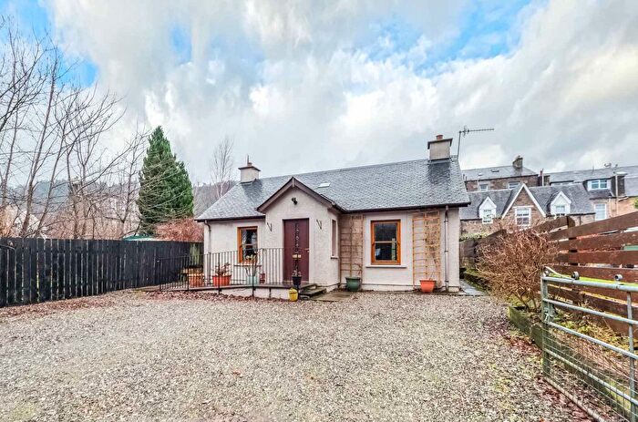2 Bedroom Detached Bungalow For Sale In South Church Street, Callander, FK17