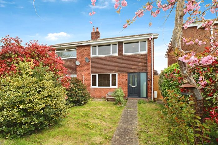 3 Bedroom Semi-Detached House For Sale In Falcon Drive, Bristol, Avon, BS34