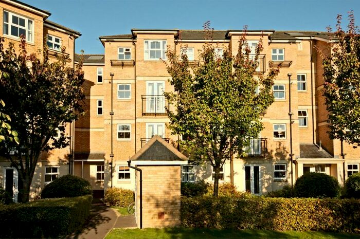 2 Bedroom Flat To Rent In Venneit Close, Roger Dudman Way, Oxford, OX1