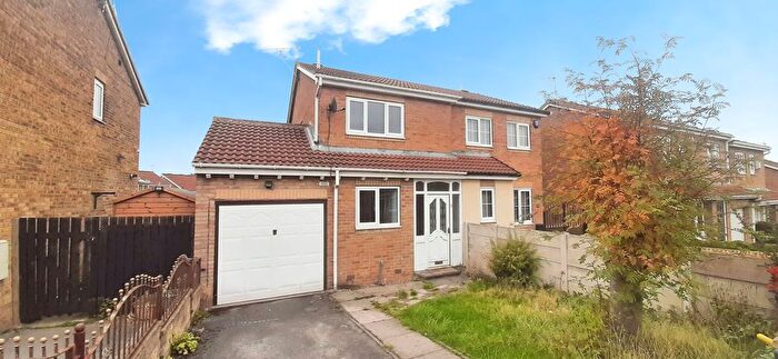 2 Bedroom Semi Detached House To Rent In Dowland Avenue, High Green, S35