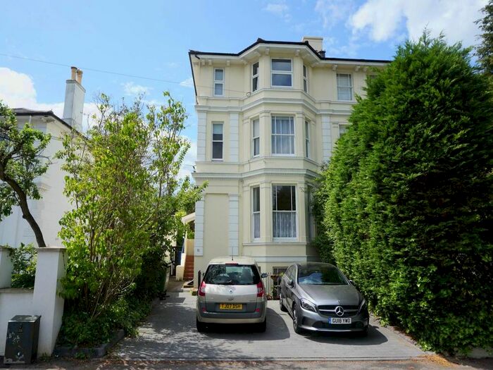 1 Bedroom Flat To Rent In Beulah Road, Tunbridge Wells, Kent, TN1