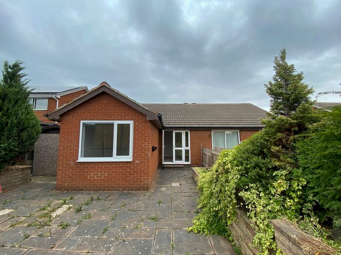 2 Bedroom Bungalow To Rent In Barnard Close, Leeds, LS15