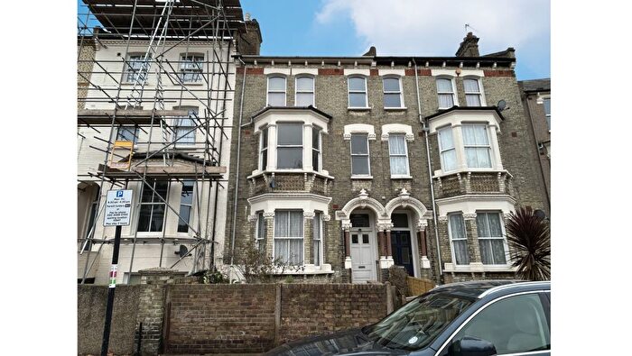 2 Bedroom Flat For Sale In A St. Ann's Crescent, Wandsworth, London, SW18