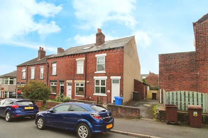 3 Bedroom End Of Terrace House To Rent In Fitzgerald Road, Sheffield, South Yorkshire, S10