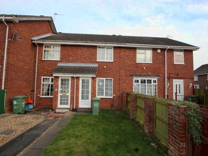 2 Bedroom Terraced House To Rent In Aire Close, Immingham, DN40