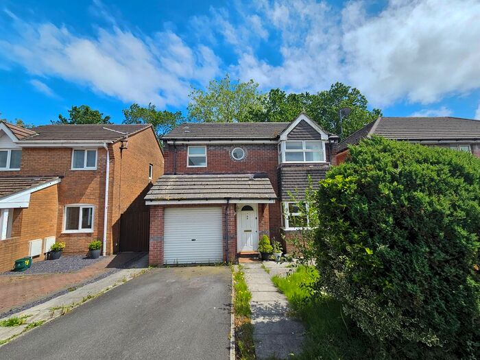 4 Bedroom Detached House To Rent In Elm Crescent, Penllergaer, Swansea, SA4