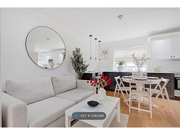 3 Bedroom Flat To Rent In Colindale, London, NW9