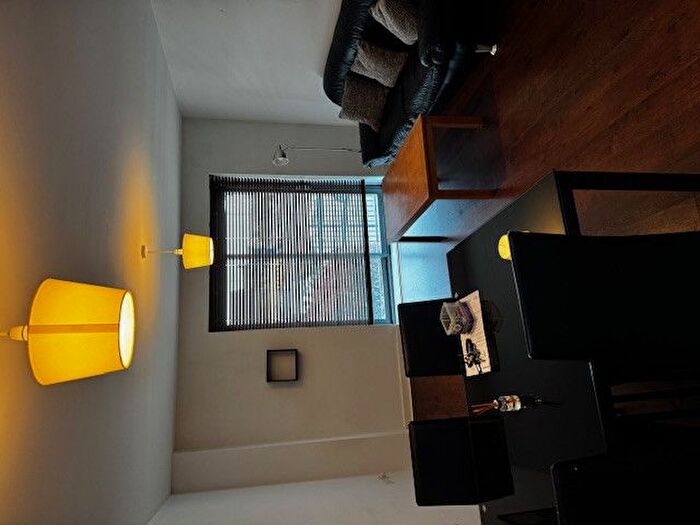 1 Bedroom Flat To Rent In Bouverie Court, Leeds, West Yorkshire, LS9