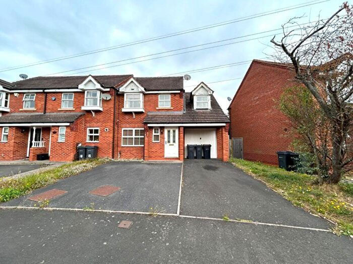 3 Bedroom End Of Terrace House To Rent In Hollingberry Lane, Sutton Coldfield, West Midlands, B76