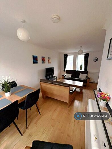 3 Bedroom Flat To Rent In Carmelite Street, Aberdeen, AB11