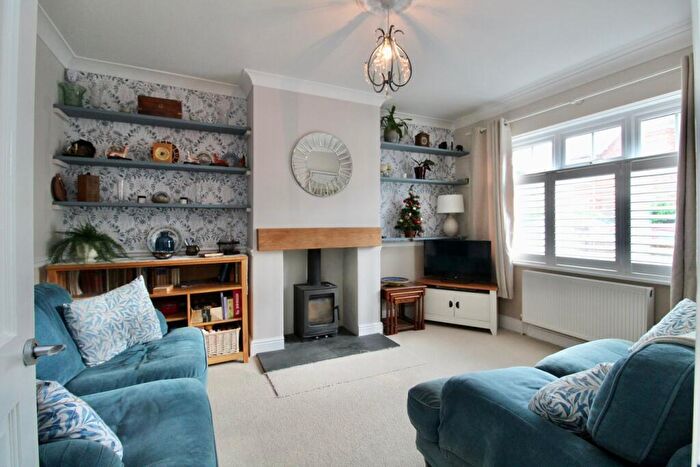 2 Bedroom Semi-Detached House For Sale In Middle Road, Lymington, SO41