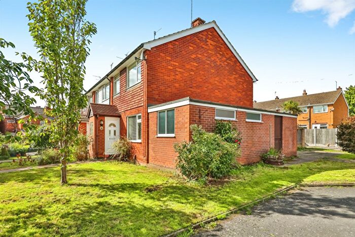 2 Bedroom End Of Terrace House For Sale In Gallows Inn Close, Ilkeston, DE7