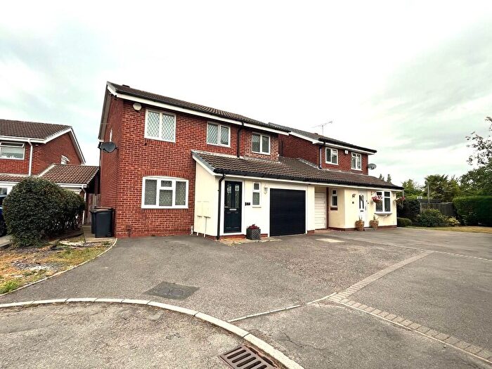 5 Bedroom Detached House For Sale In Arlington Way, Nuneaton, CV11