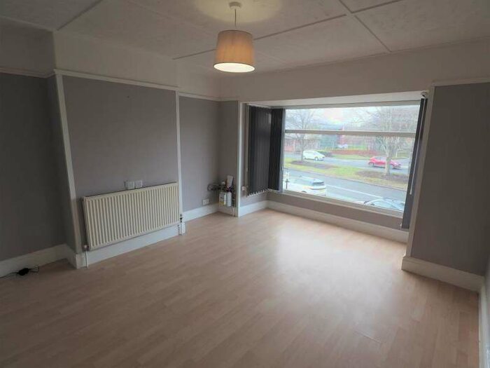 2 Bedroom Apartment To Rent In Beverley High Road, Hull, HU6