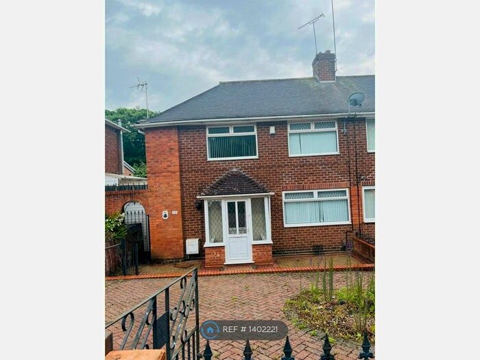 3 Bedroom Semi-Detached House To Rent In Overdale Road, Quinton, Birmingham, B32