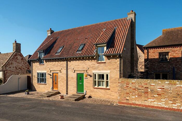 3 Bedroom Semi Detached House For Sale In Church Street, Fen Drayton, CB24