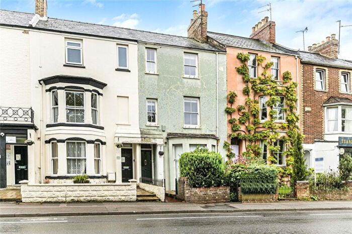 3 Bedroom Apartment To Rent In Iffley Road, Oxford, OX4