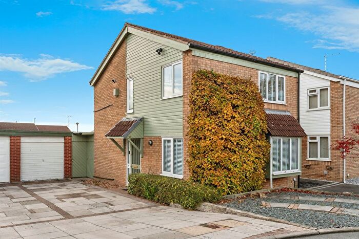 3 Bedroom Detached House For Sale In Forge Way, Chester, CH4