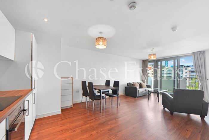 2 Bedroom Flat To Rent In Booth Road, Royal Docks, London, E16