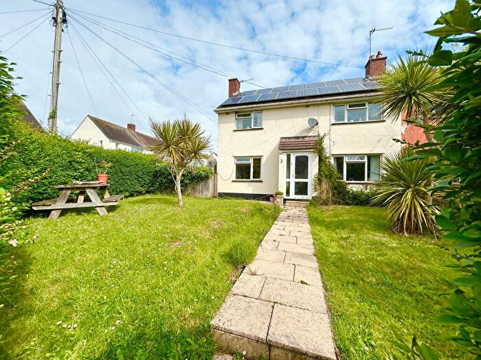 3 Bedroom Semi-Detached House For Sale In Wilcocks Road, Exeter, EX4
