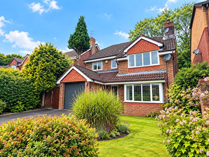 4 Bedroom Detached House To Rent In Waveney Drive, Wilmslow, SK9