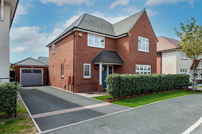 4 Bedroom Detached House For Sale In Welsted Road, Castle Donington, Derby, DE74